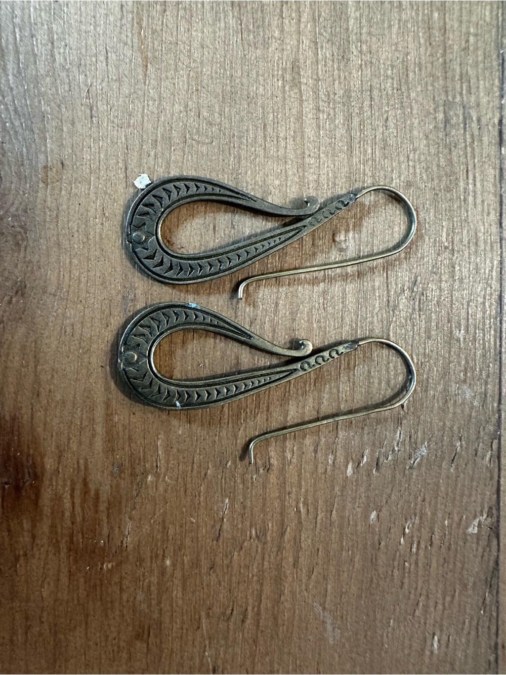 Antique-Style Brass Teardrop Hook Earrings - Gold Brown